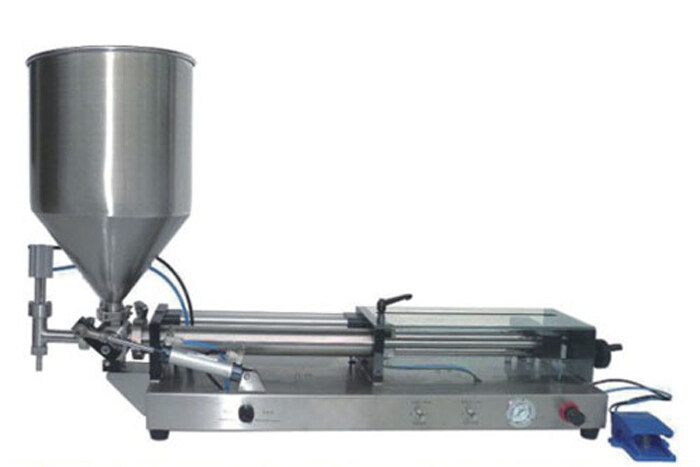 液体/膏体充填泵